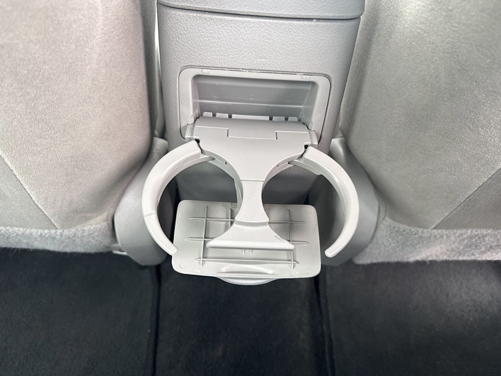 Thumbnail: 2013 Toyota Corolla - 24