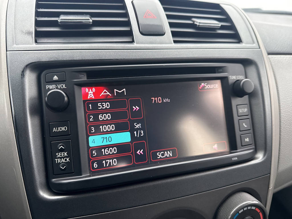 Thumbnail: 2013 Toyota Corolla - 14