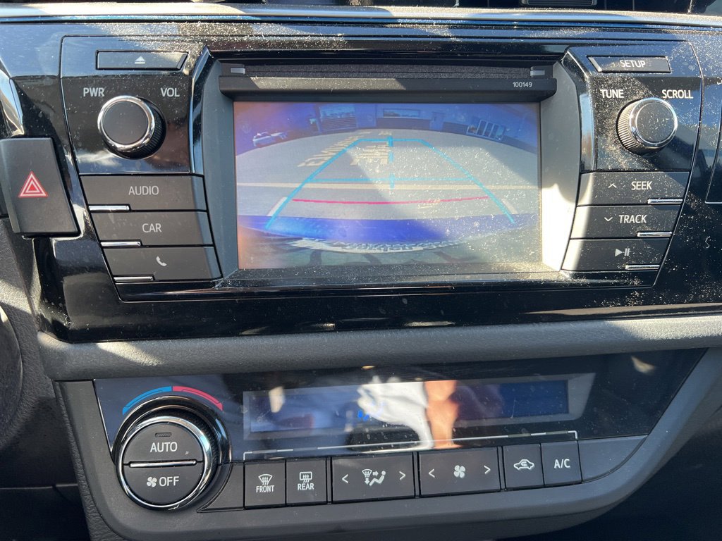 Thumbnail: 2015 Toyota Corolla - 8