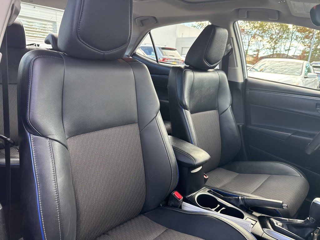 Thumbnail: 2018 Toyota Corolla - 9