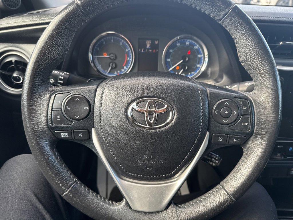 Thumbnail: 2018 Toyota Corolla - 21