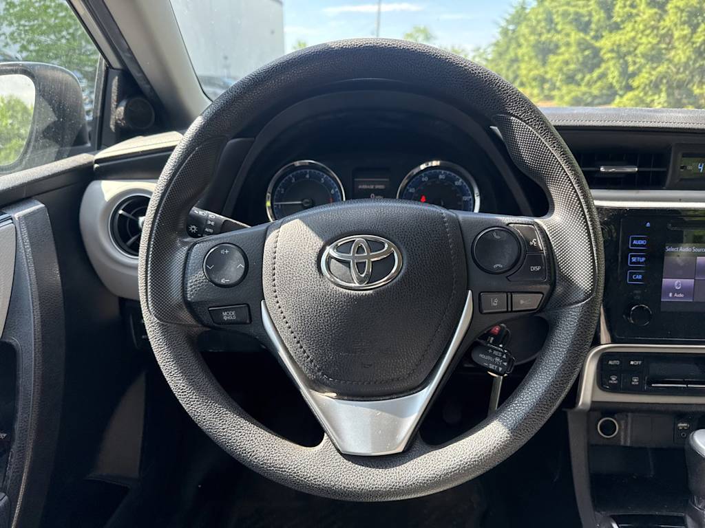 Thumbnail: 2018 Toyota Corolla - 11