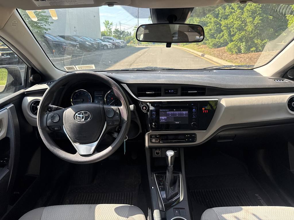 Thumbnail: 2018 Toyota Corolla - 12