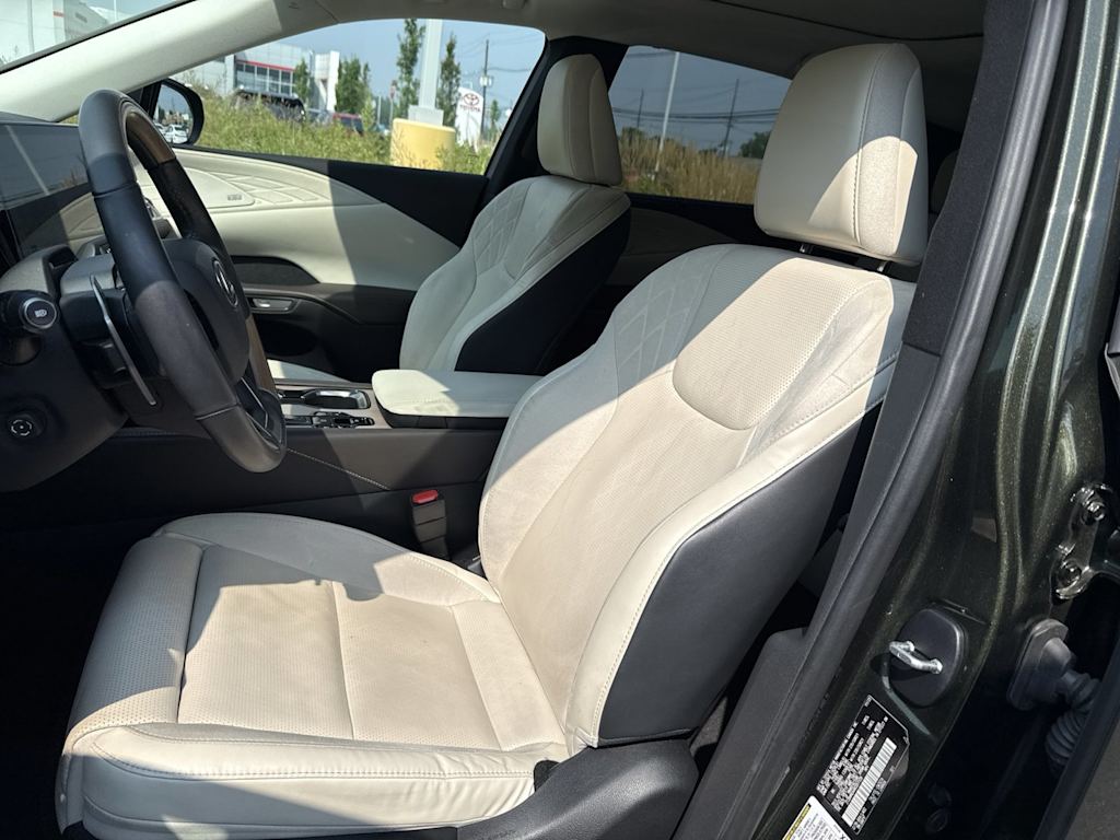 Thumbnail: 2024 Lexus RX - 9