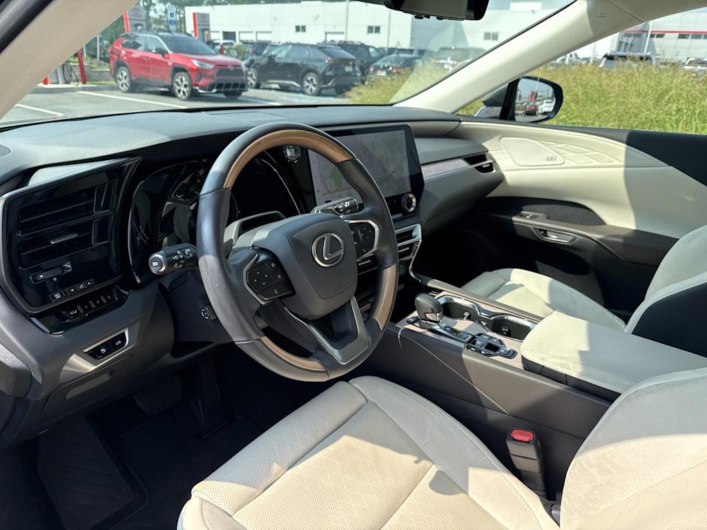 Thumbnail: 2024 Lexus RX - 2