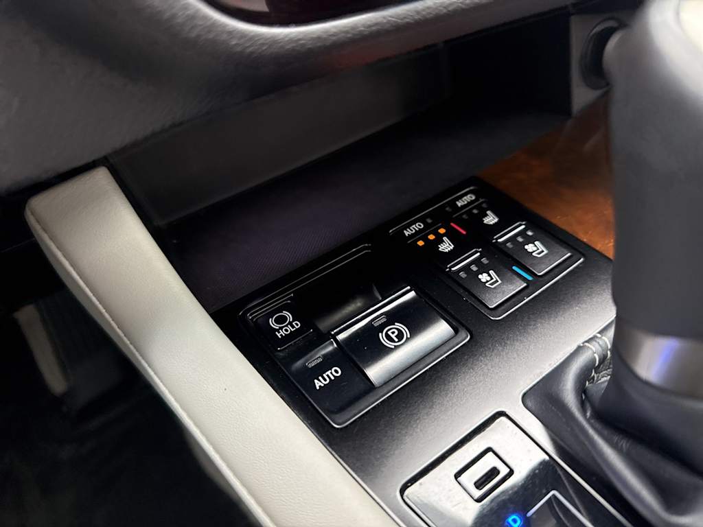 Thumbnail: 2019 Lexus RX - 22