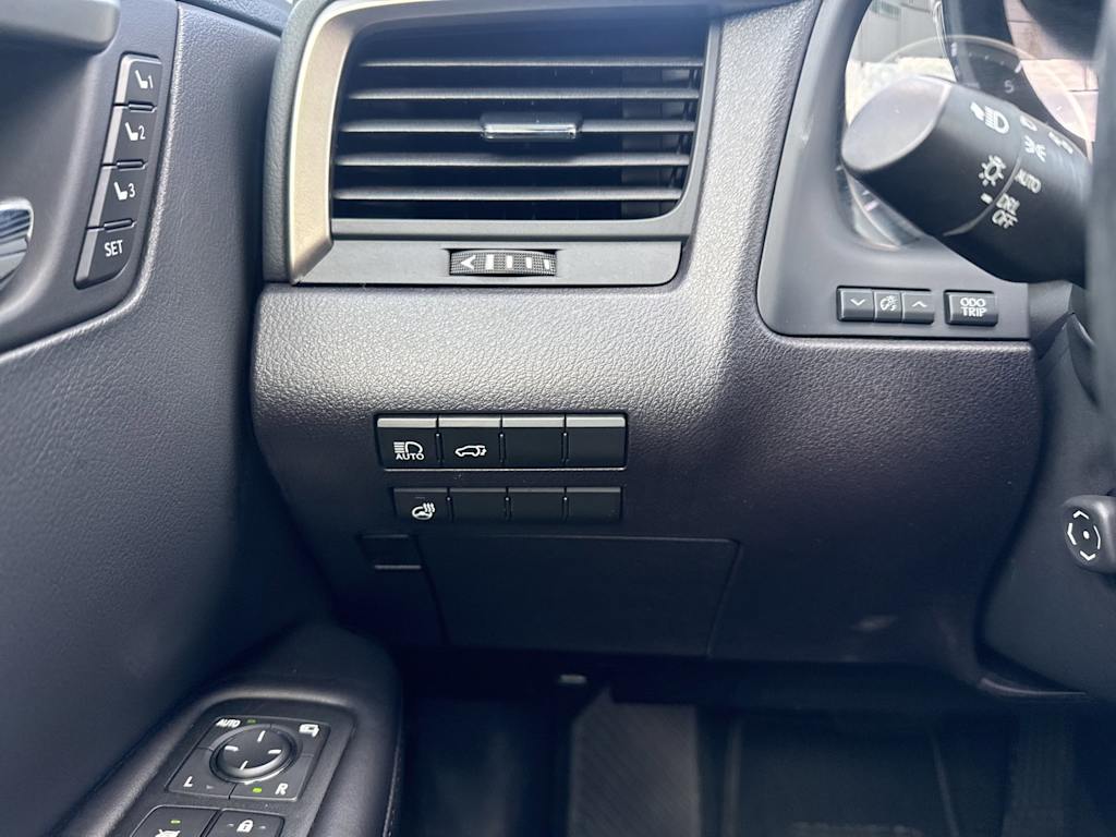 Thumbnail: 2020 Lexus RX - 25