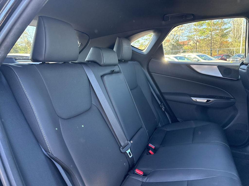 Thumbnail: 2024 Lexus ES - 27