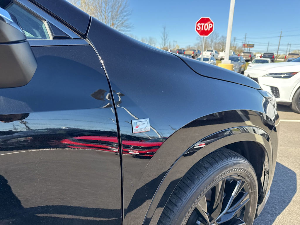Thumbnail: 2024 Lexus ES - 24