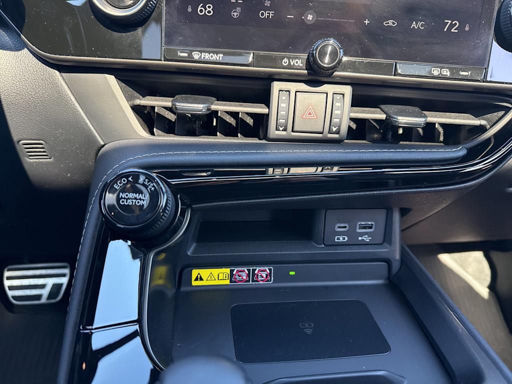 Thumbnail: 2024 Lexus ES - 29