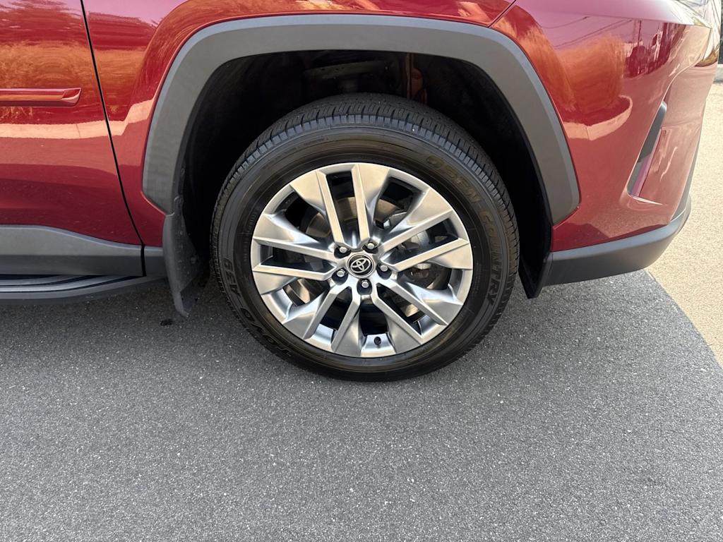 Thumbnail: 2023 Toyota RAV4 - 7