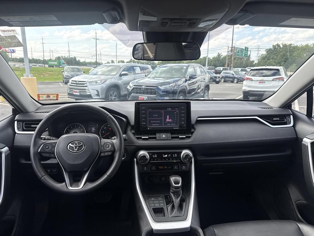 Thumbnail: 2021 Toyota RAV4 - 13