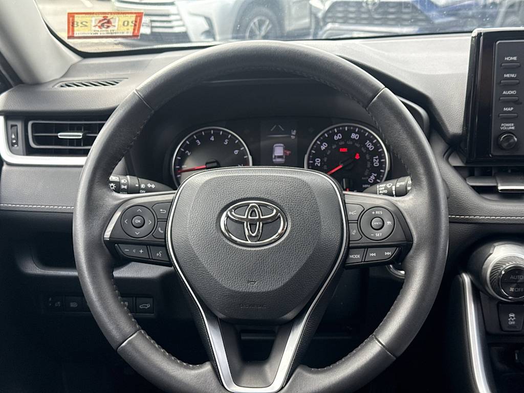 Thumbnail: 2021 Toyota RAV4 - 12
