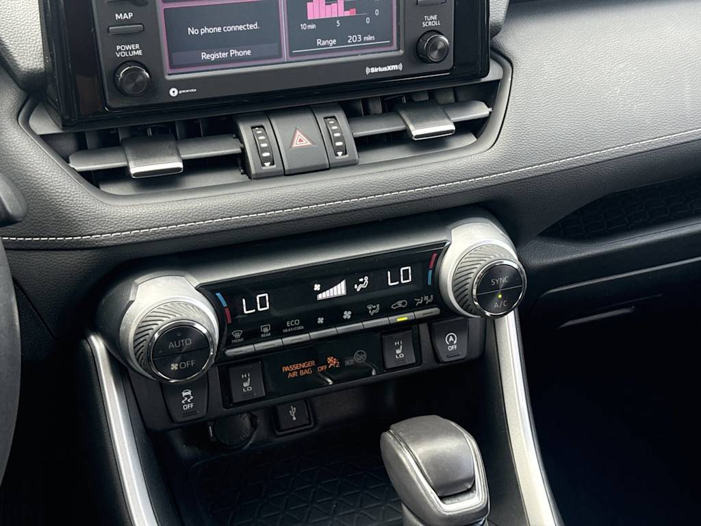 Thumbnail: 2021 Toyota RAV4 - 21