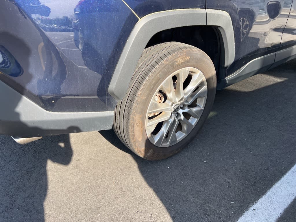 2023 Toyota RAV4 XLE Premium 4