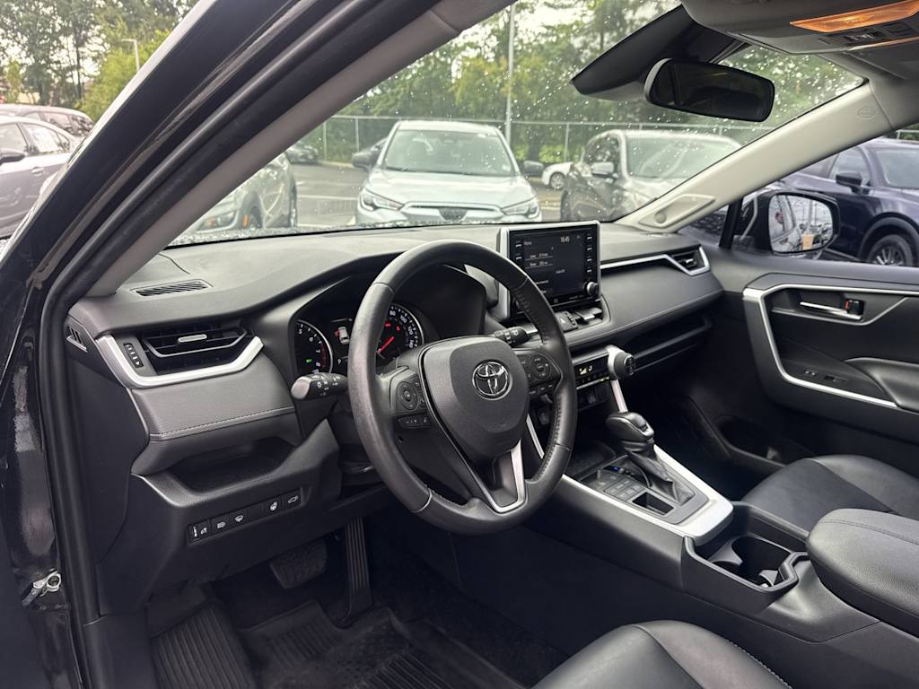 Thumbnail: 2019 Toyota RAV4 - 2