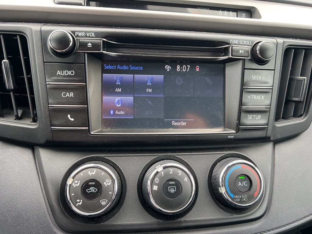2017 Toyota RAV4 LE 13