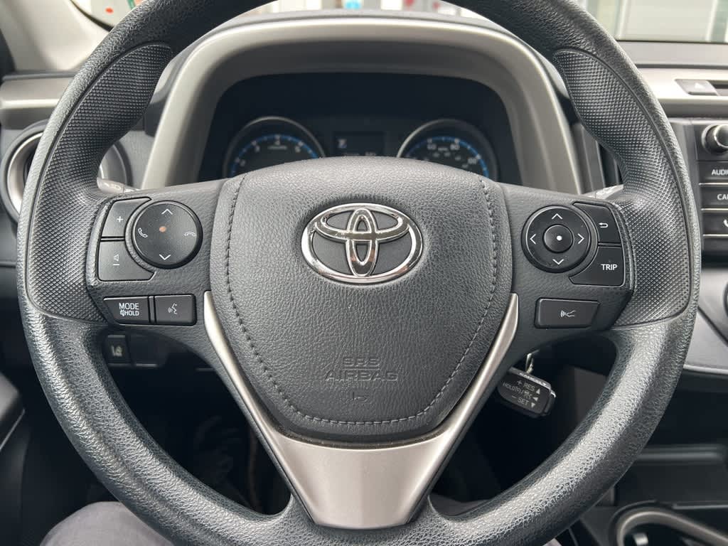 2017 Toyota RAV4 LE 15