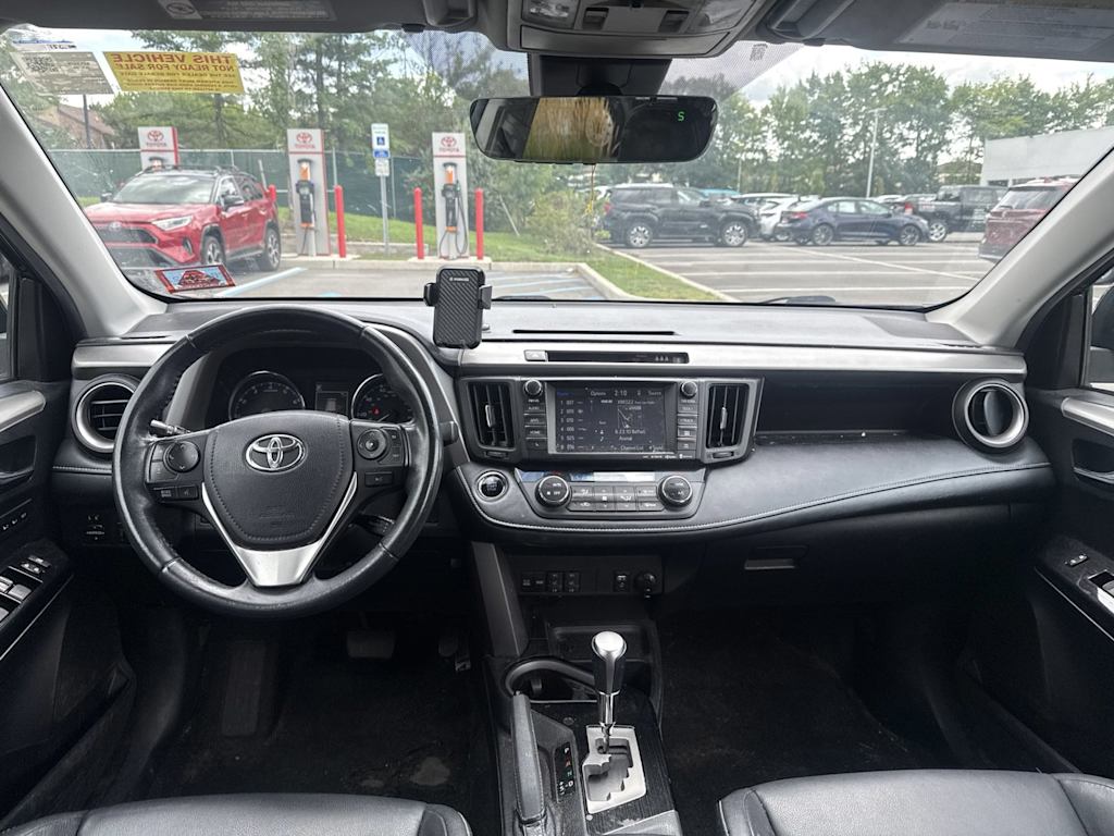 Thumbnail: 2018 Toyota RAV4 - 13