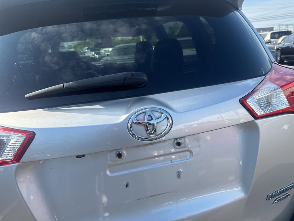 Thumbnail: 2015 Toyota RAV4 - 20
