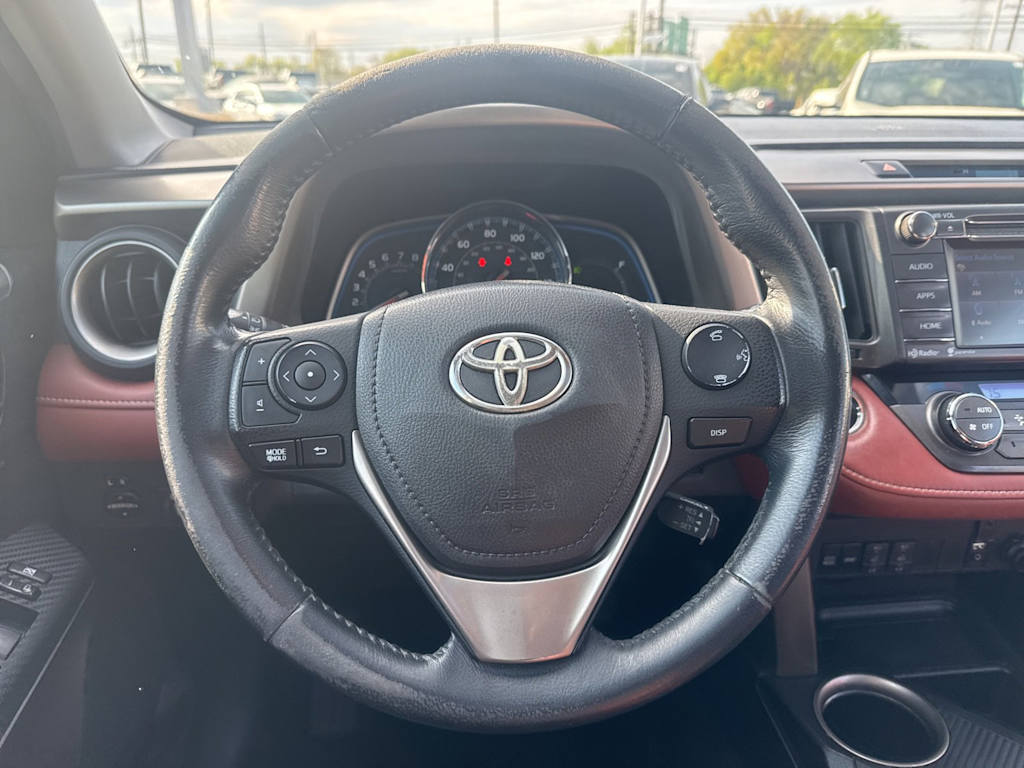 Thumbnail: 2015 Toyota RAV4 - 12