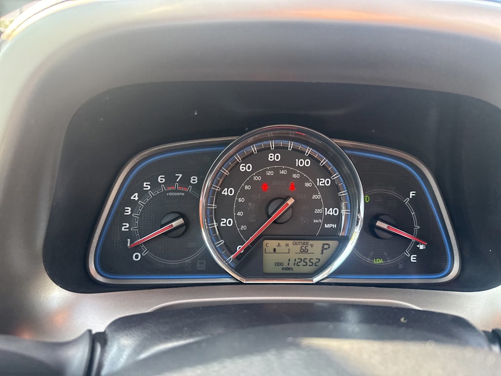 Thumbnail: 2015 Toyota RAV4 - 16