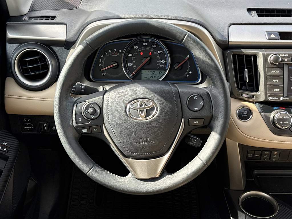 Thumbnail: 2015 Toyota RAV4 - 12