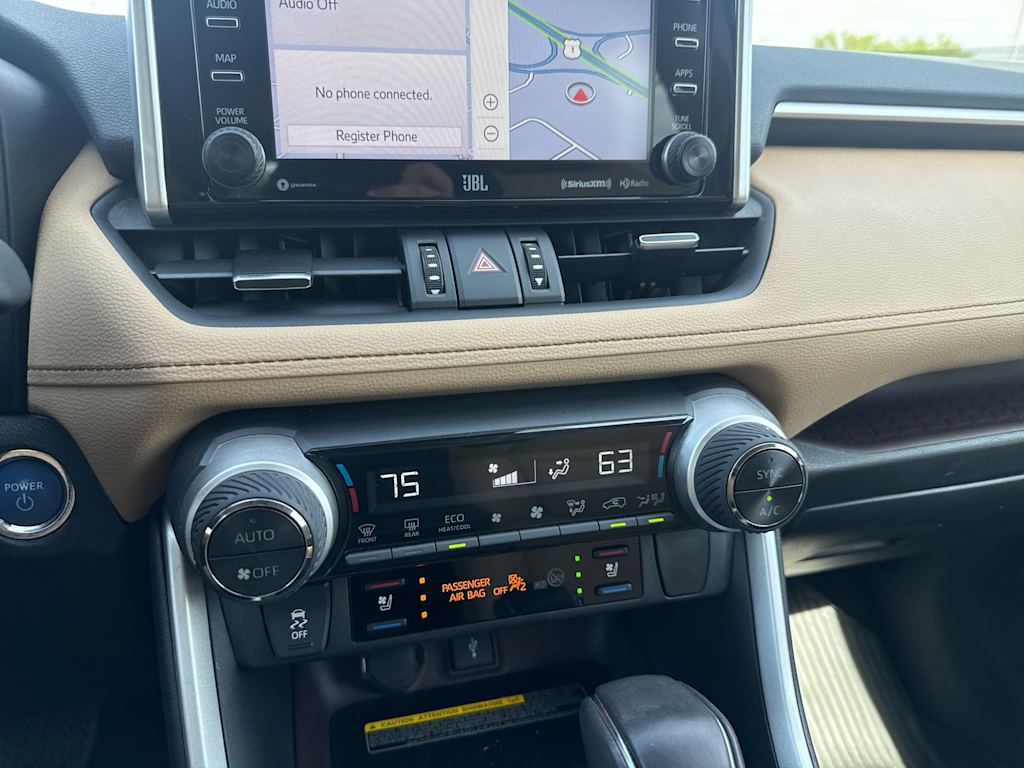 Thumbnail: 2020 Toyota RAV4 - 25