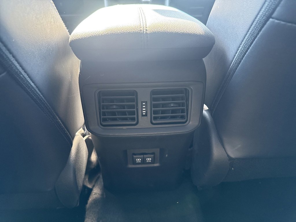 Thumbnail: 2019 Toyota RAV4 - 28