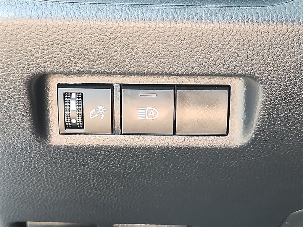 2023 Toyota RAV4 LE 25