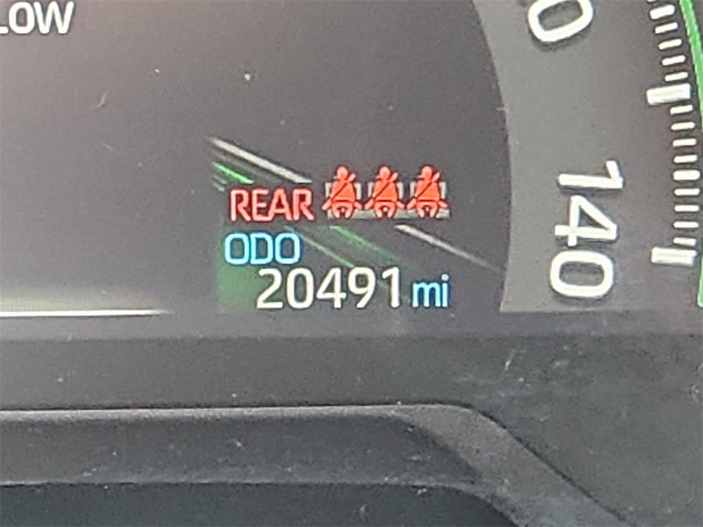 2023 Toyota RAV4 LE 14