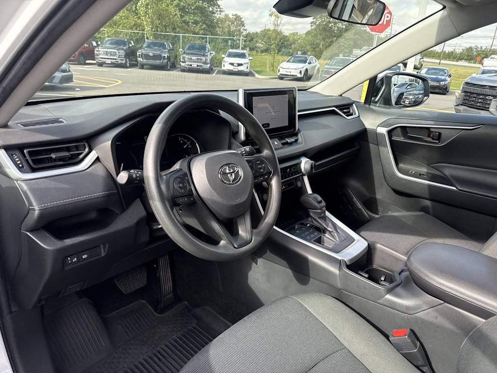 Thumbnail: 2024 Toyota RAV4 - 2