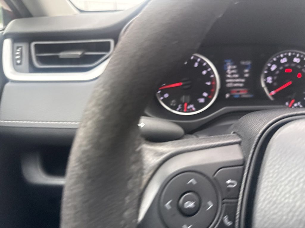 Thumbnail: 2020 Toyota RAV4 - 23