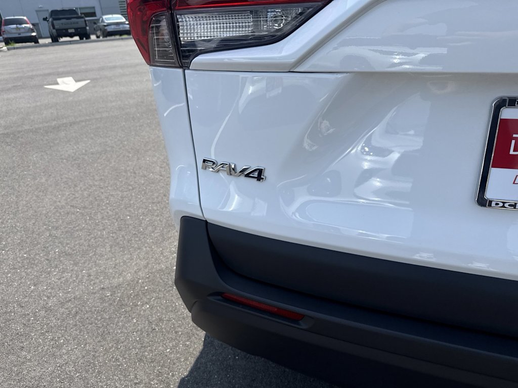 Thumbnail: 2025 Toyota RAV4 - 6