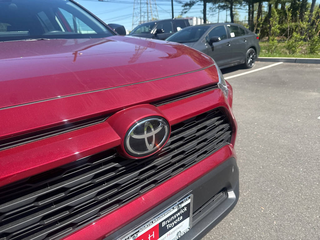 Thumbnail: 2025 Toyota RAV4 - 6