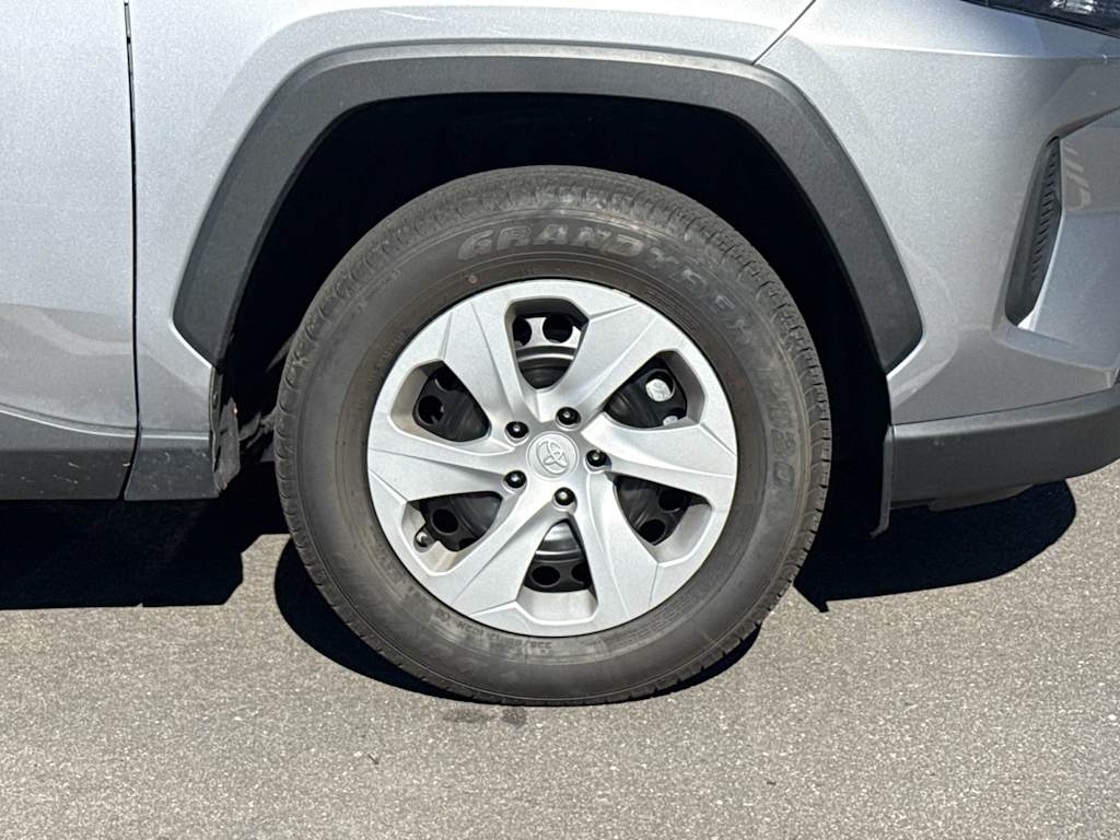 Thumbnail: 2025 Toyota RAV4 - 5