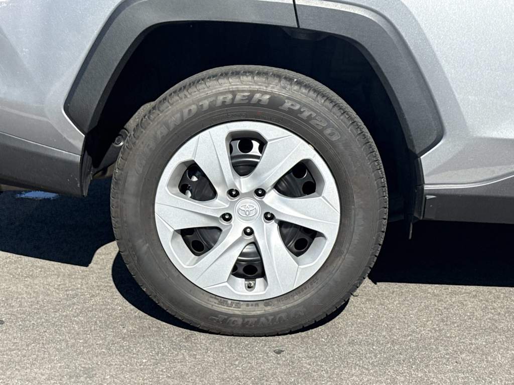 Thumbnail: 2025 Toyota RAV4 - 17