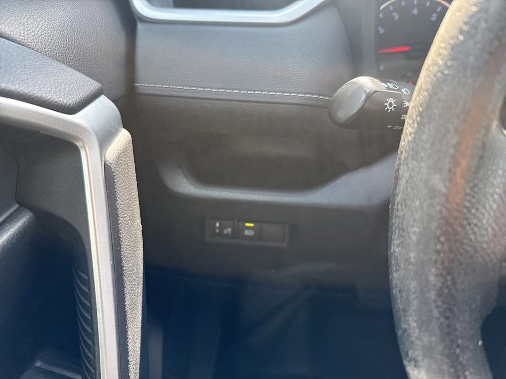 Thumbnail: 2019 Toyota RAV4 - 24