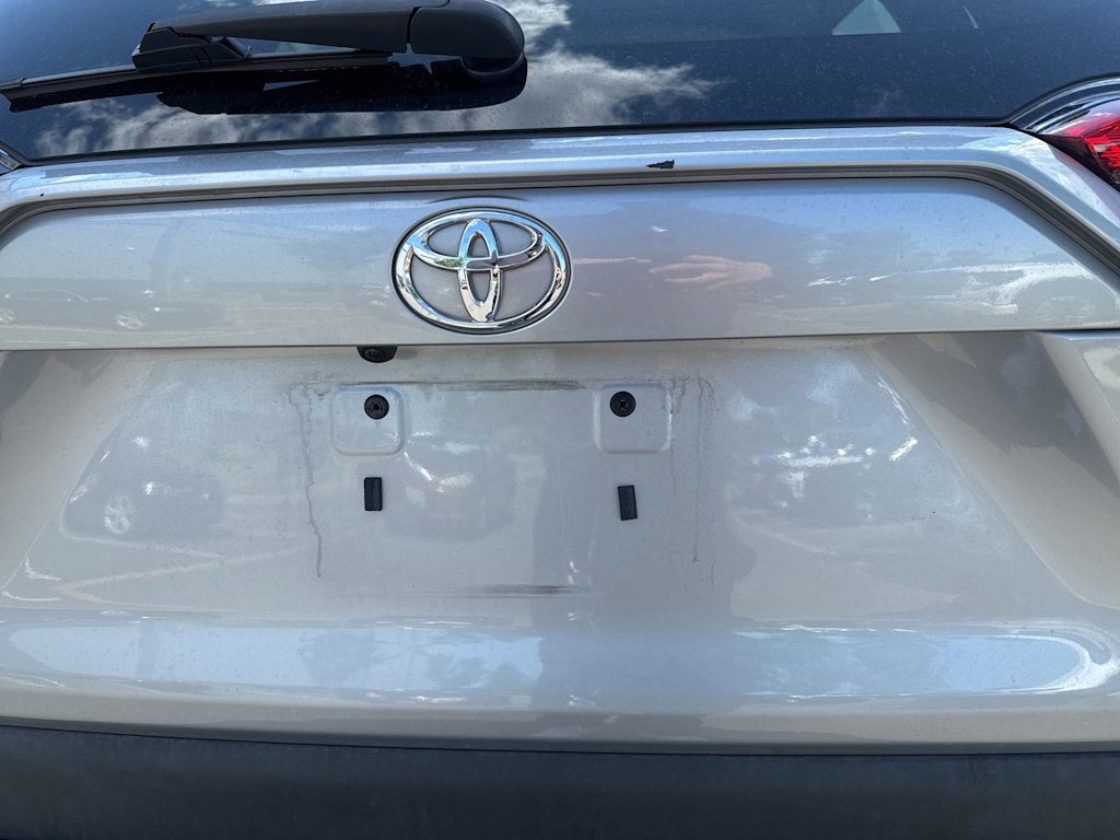 Thumbnail: 2019 Toyota RAV4 - 21