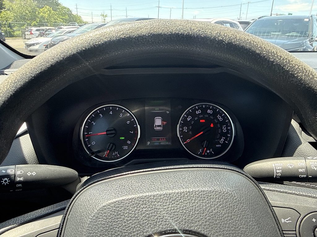 Thumbnail: 2019 Toyota RAV4 - 16