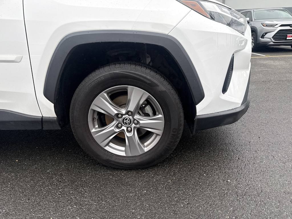Thumbnail: 2022 Toyota RAV4 - 7