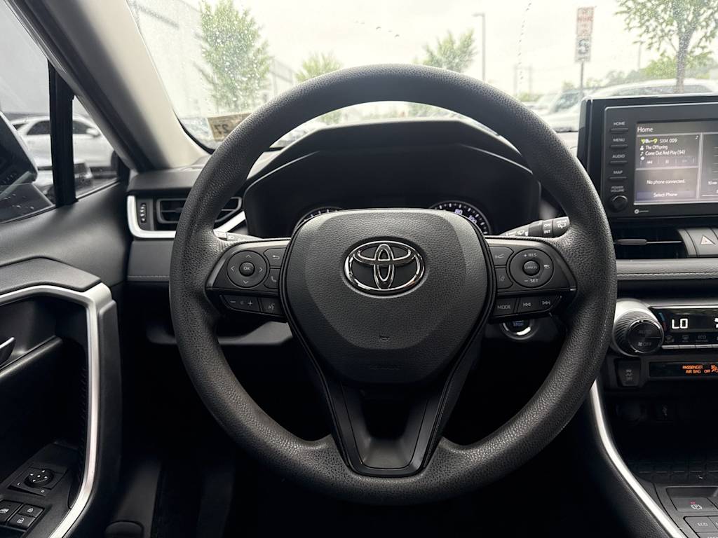 Thumbnail: 2022 Toyota RAV4 - 11