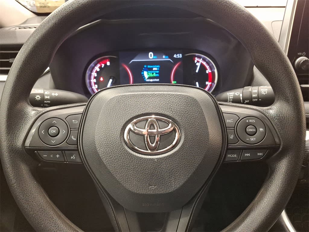 2023 Toyota RAV4 XLE 20