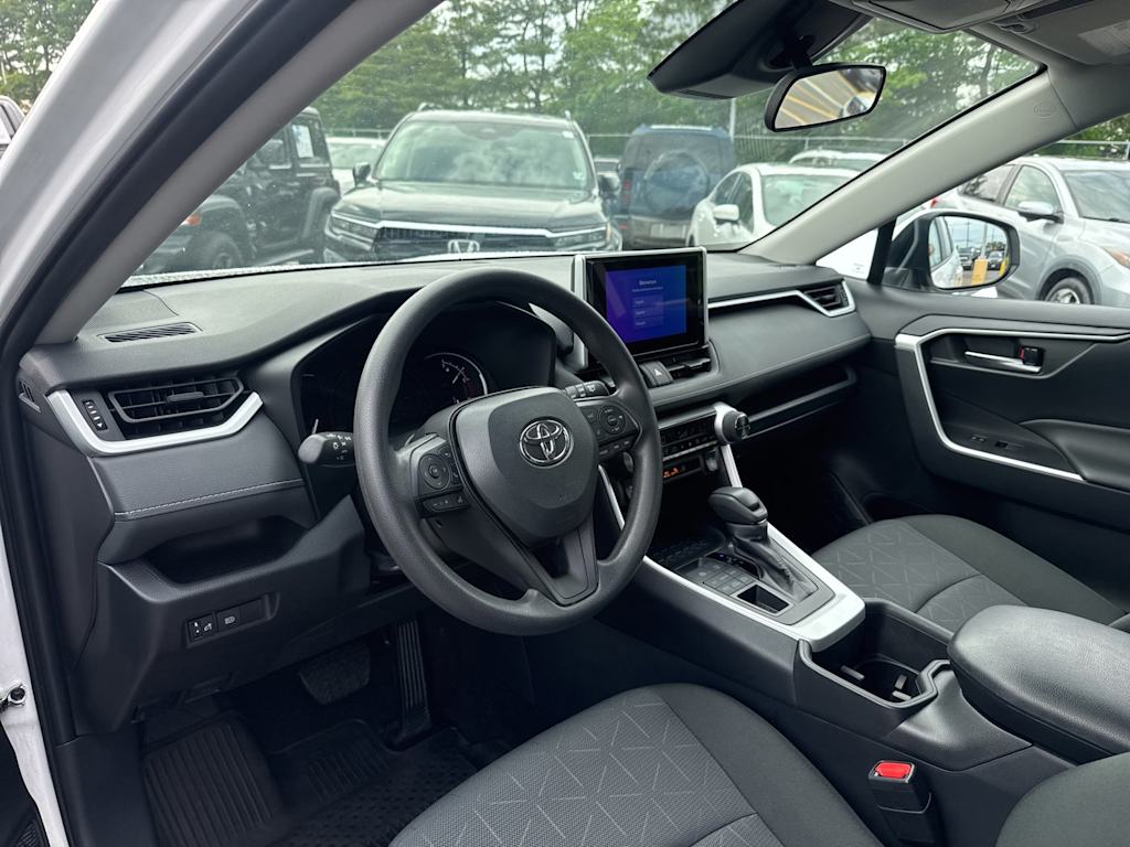 Thumbnail: 2024 Toyota RAV4 - 2