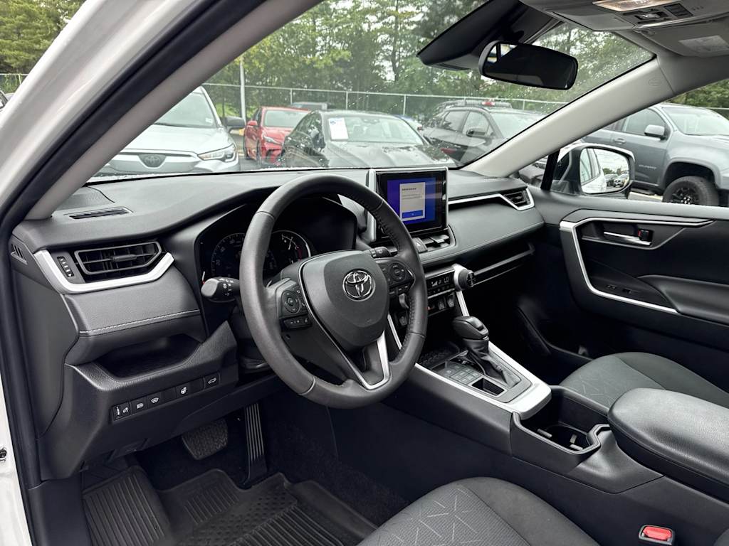 Thumbnail: 2024 Toyota RAV4 - 2
