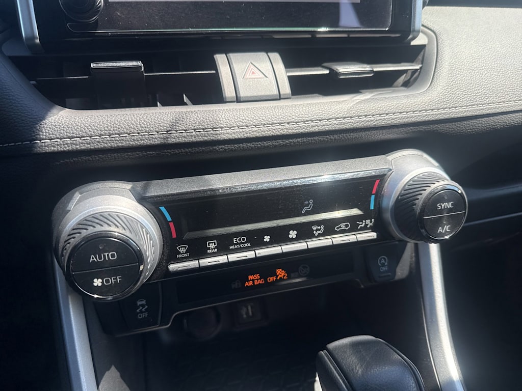 Thumbnail: 2023 Toyota RAV4 - 22