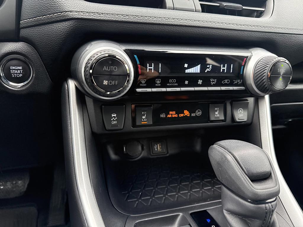 Thumbnail: 2024 Toyota RAV4 - 23