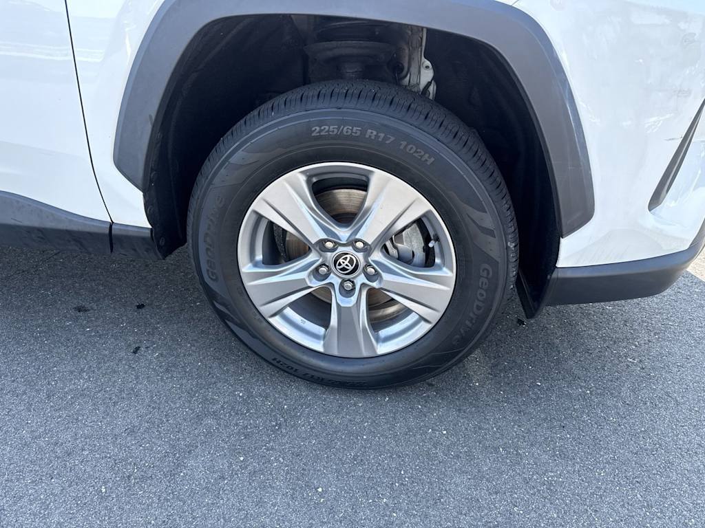 Thumbnail: 2022 Toyota RAV4 - 7