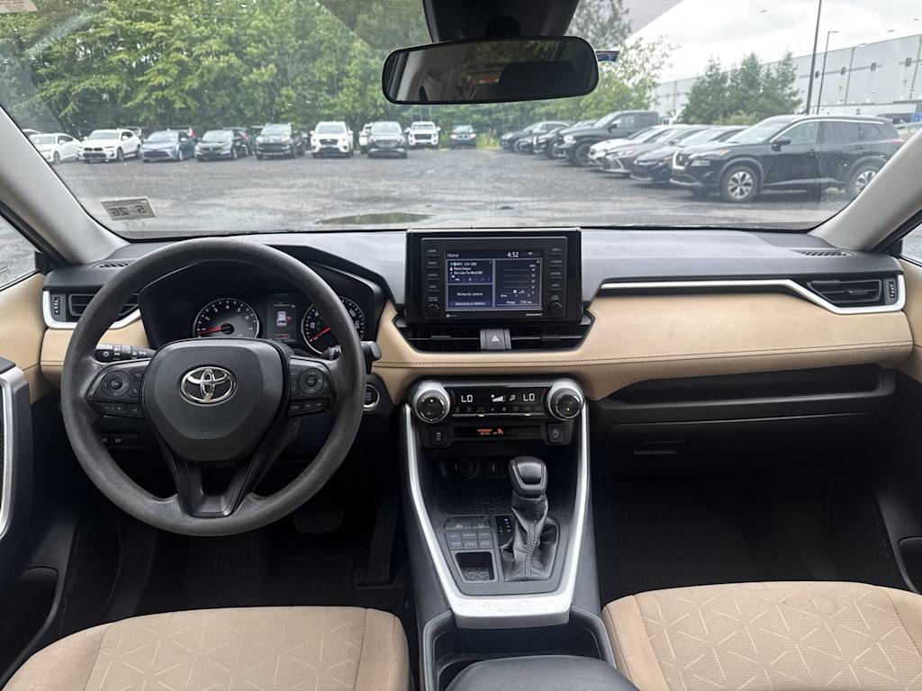 Thumbnail: 2021 Toyota RAV4 - 13