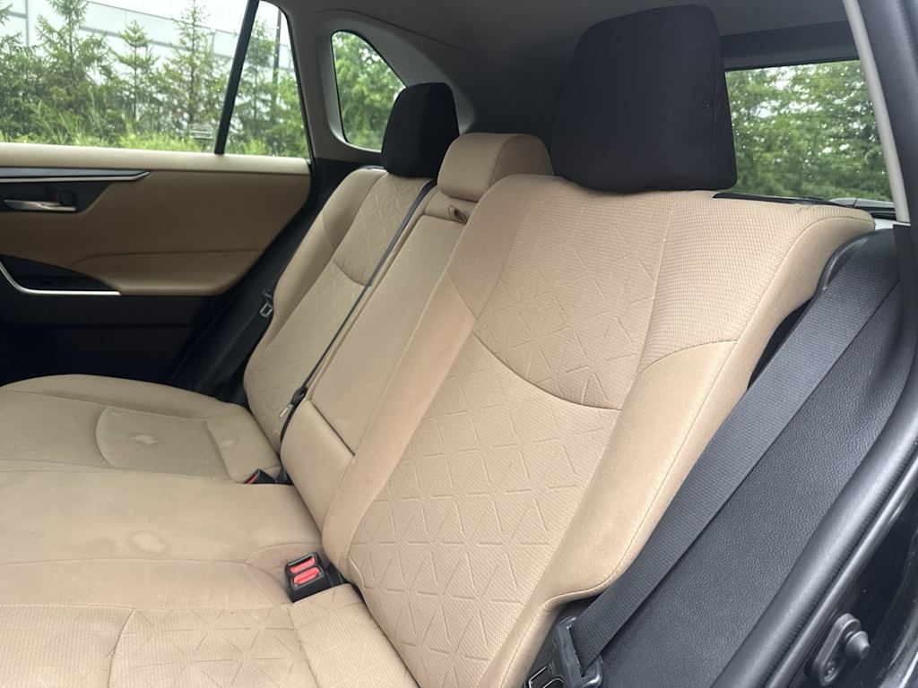 Thumbnail: 2021 Toyota RAV4 - 11